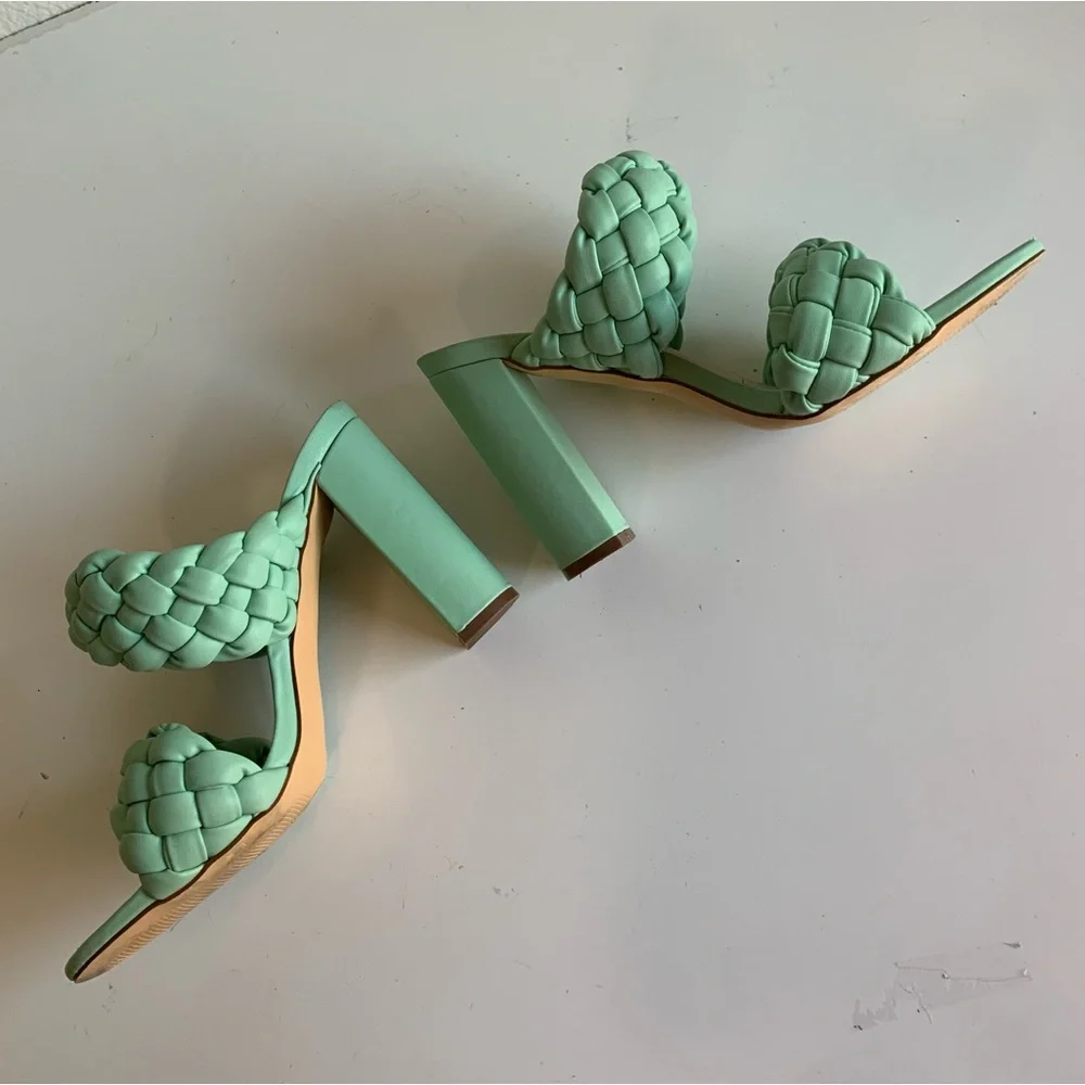 Liliana Twisted Mint sandals with braided straps chunky heel women's size 10